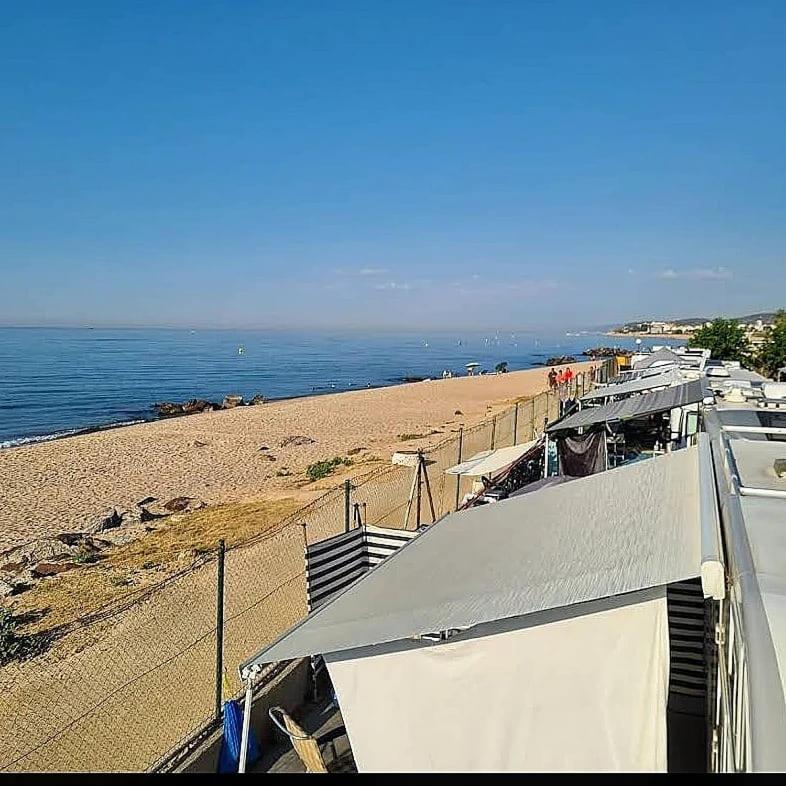 Camping El Pinar Platja Santa Susanna Eksteriør bilde