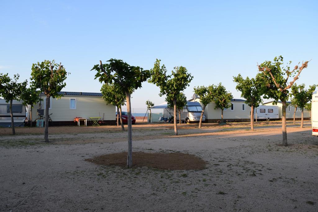 Camping El Pinar Platja Santa Susanna Eksteriør bilde