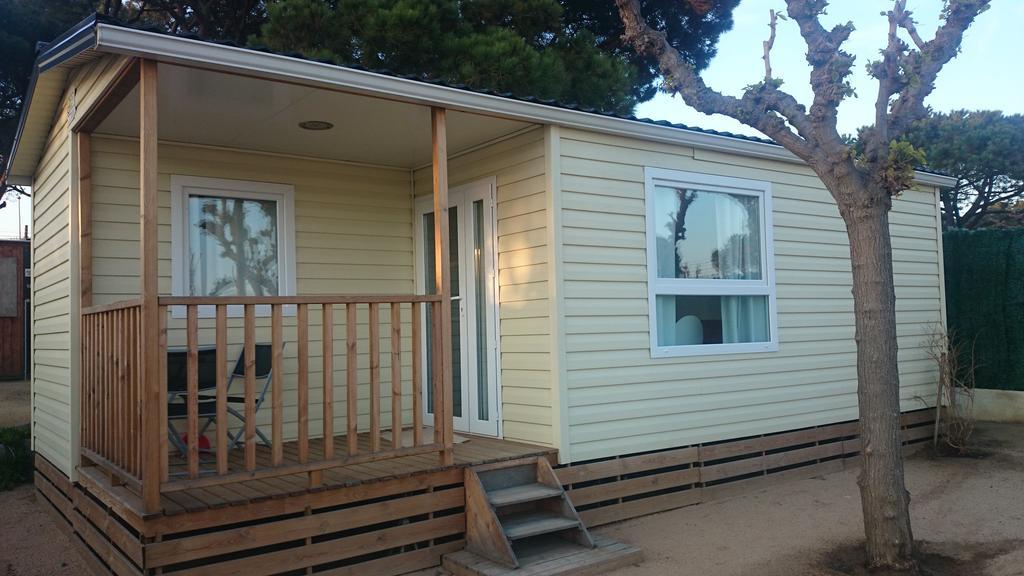 Camping El Pinar Platja Santa Susanna Eksteriør bilde
