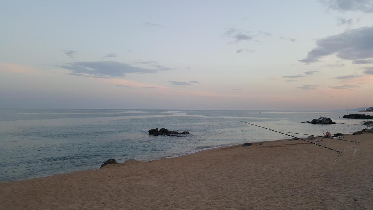 Camping El Pinar Platja Santa Susanna Eksteriør bilde